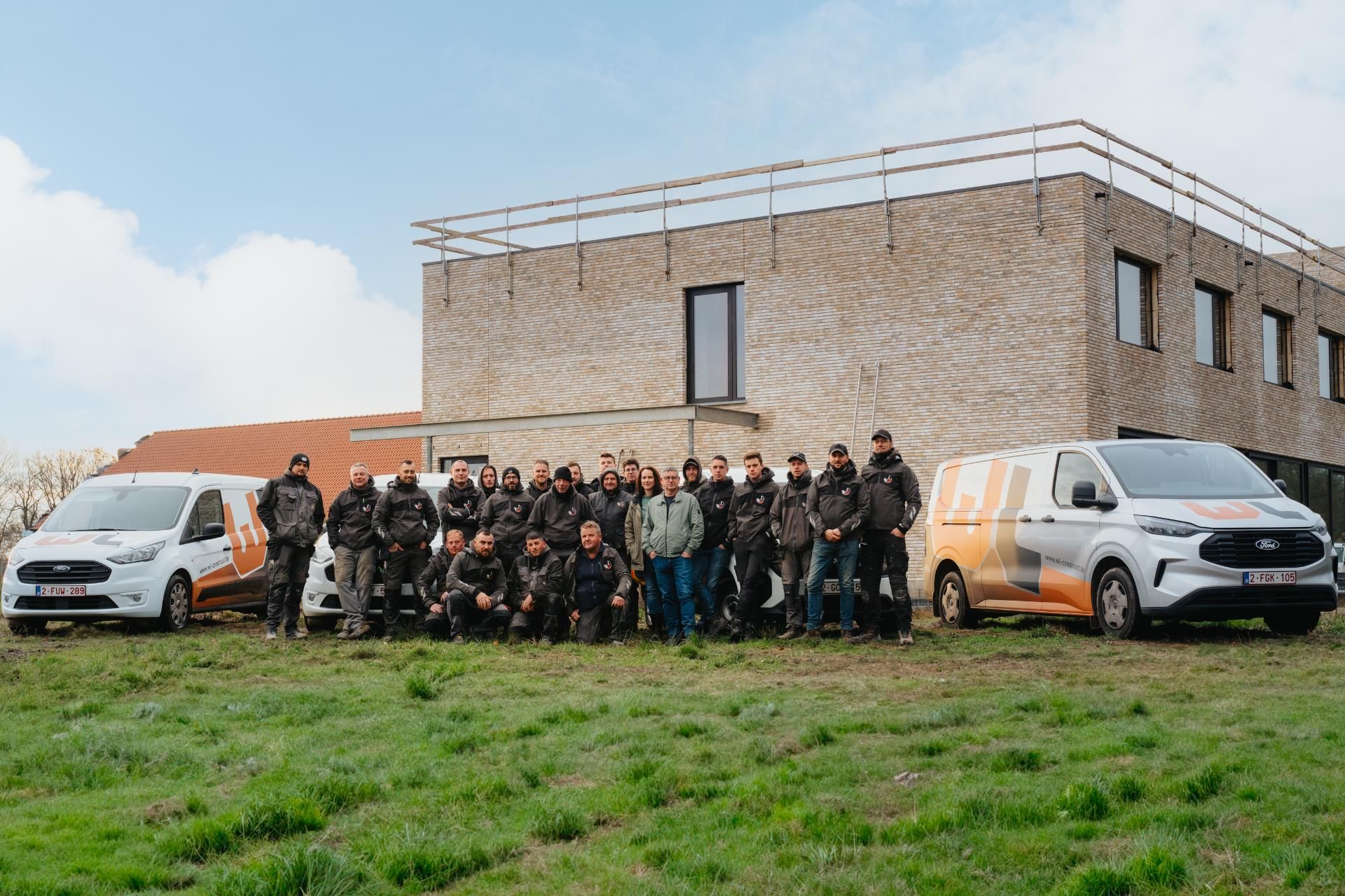 De hele werkploeg van WL Construct.